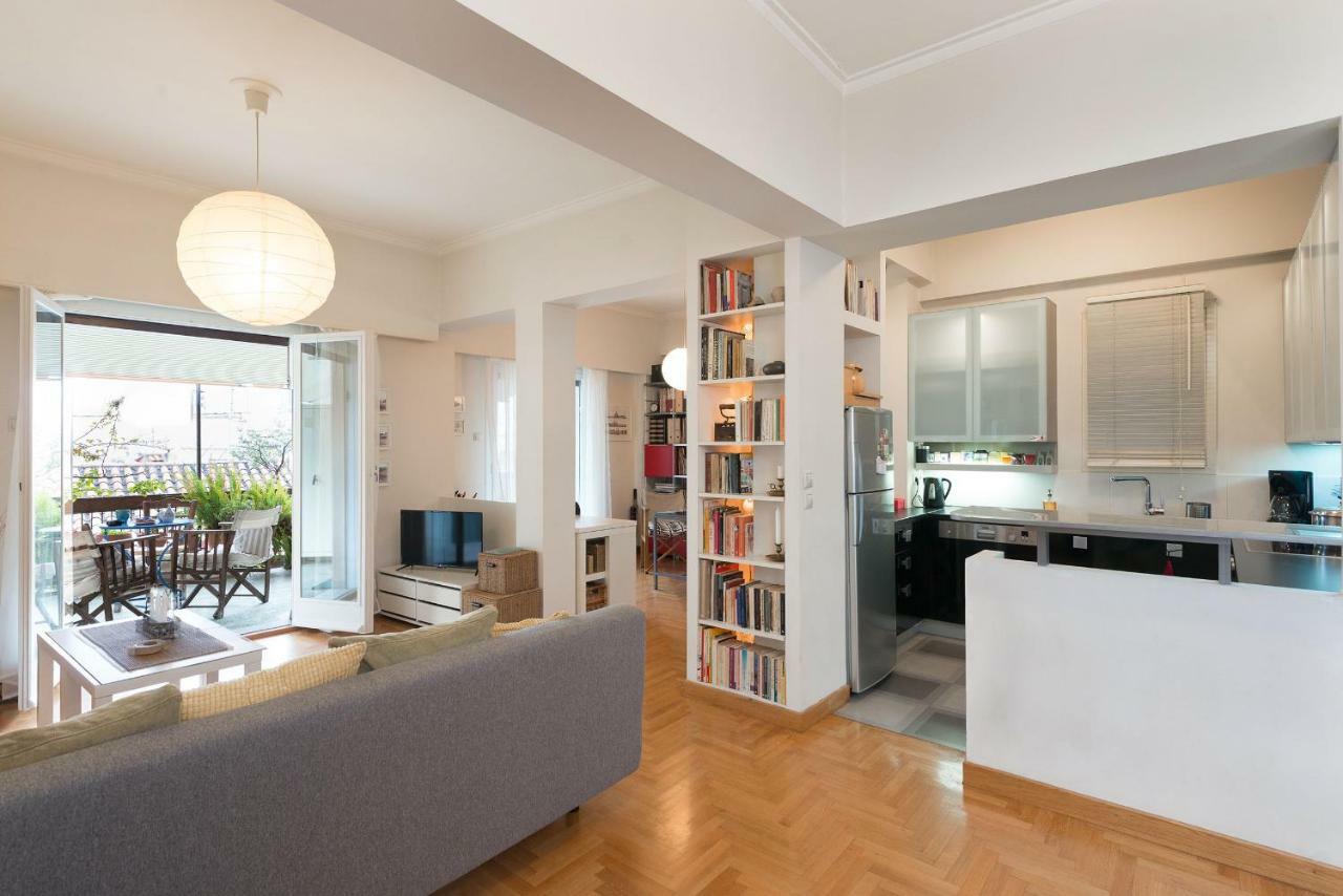 Stylish Flat With Veranda In The Heart Of Aten Exteriör bild